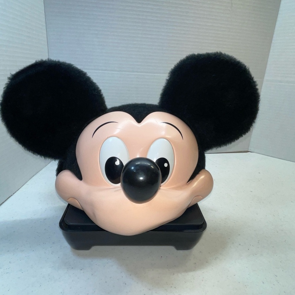 VINTAGE DISNEY WORLD MICKEY MOUSE BASEBALL HAT PLUSH EARS RUBBER PLASTIC FACE